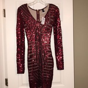 Haute!!! 💋 Red Sequin Dress